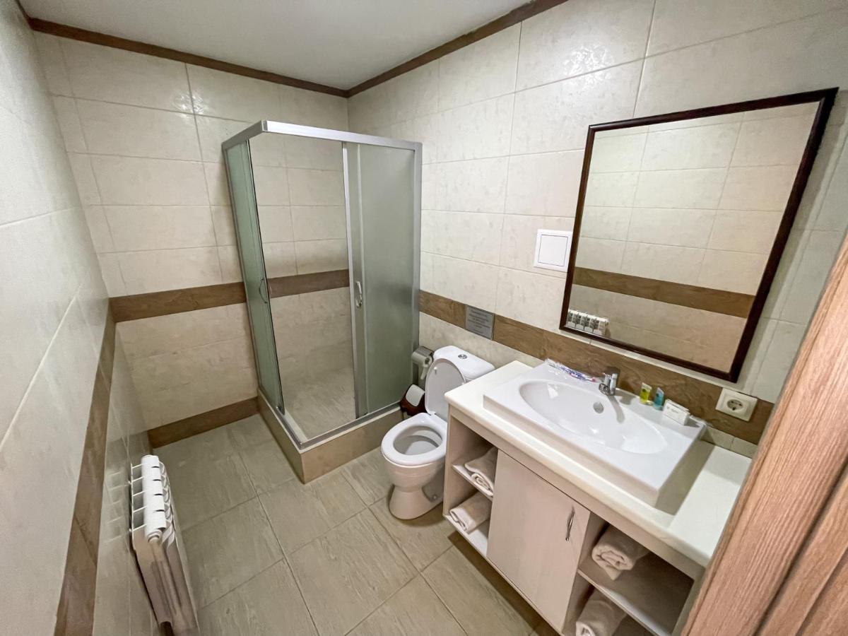 Resident Hotel Kaskelen Екстер'єр фото